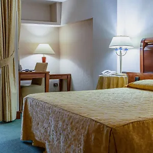 Pineta Palace Отель